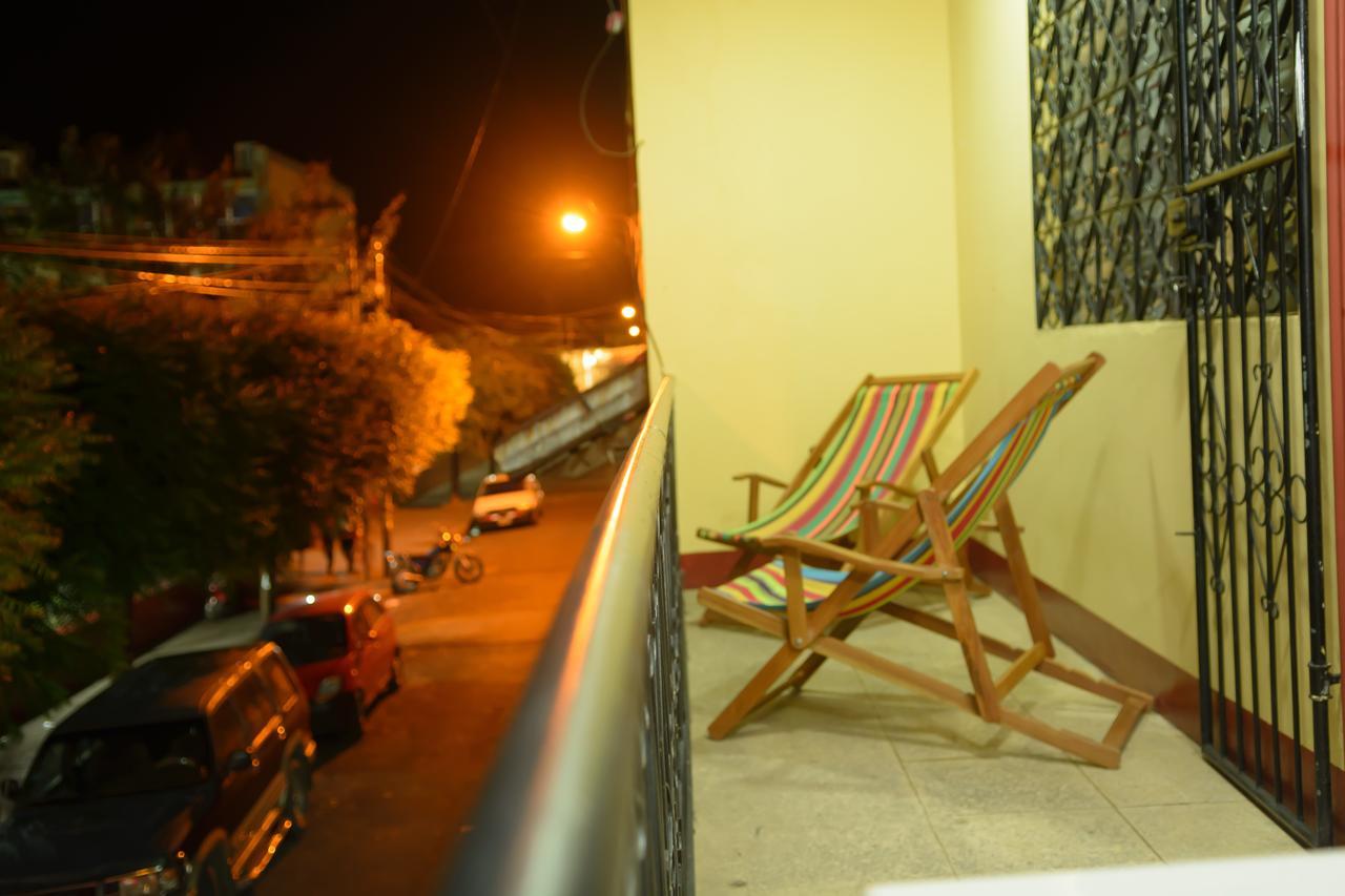 Hostal Fachente Leon Luaran gambar